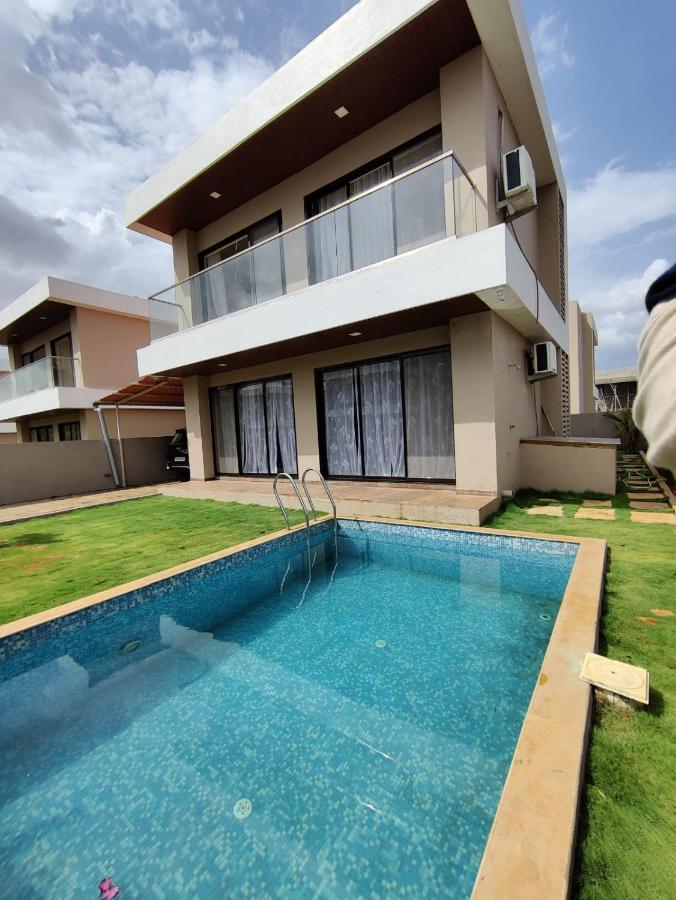 Casa Del Capitan-2Bhk With Private Pool & Lawn. Villa Karjat Exteriör bild